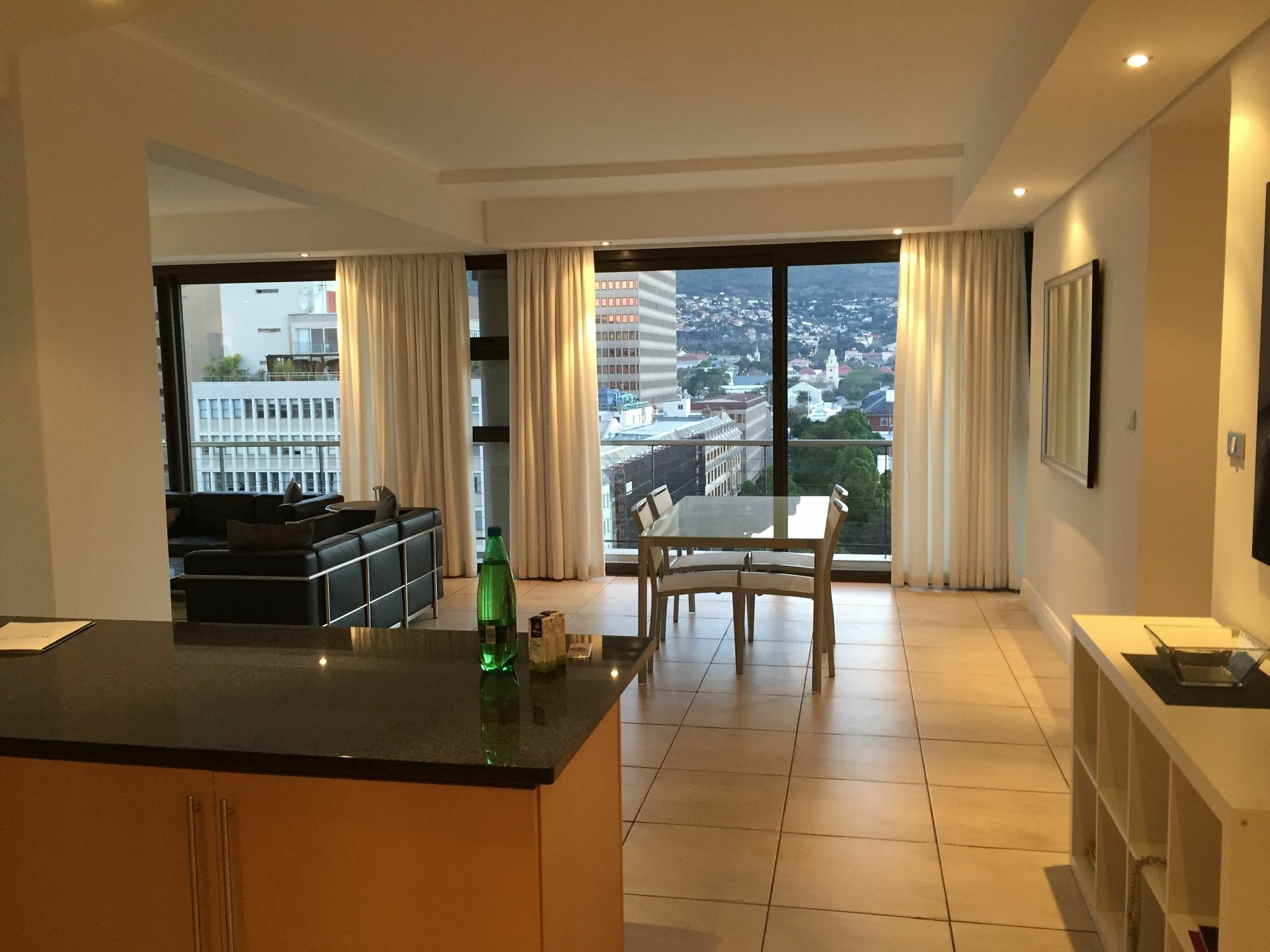 Avenue One Apartments Cape Town Ngoại thất bức ảnh